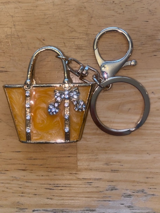 Accessories - Gold-Tone & orange Rhinestone purse bag charm Keychain with bow. NWOT